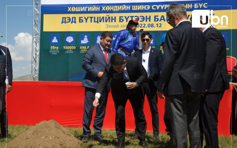 ФОТО: Монгол Улсад 40 жилийн дараа шинэ хот байгуулах дэд бүтцийн бүтээн байгуулалт эхэллээ