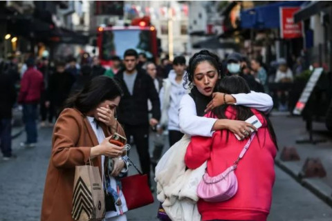 Истанбул хотын төв хэсэгт дэлбэрэлт болж, 6 хүн амиа алдаж, 81 хүн шархаджээ