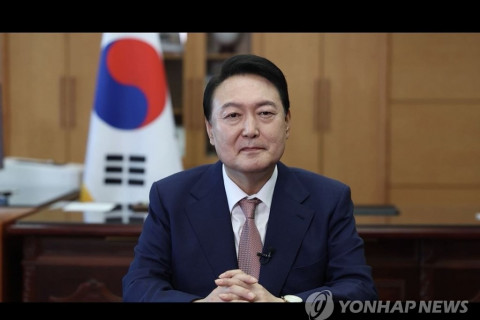 Ерөнхийлөгч Юн ковидын вакциныг Хойд Солонгост илгээхийн санал болгожээ