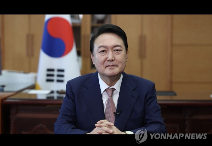 Ерөнхийлөгч Юн ковидын вакциныг Хойд Солонгост илгээхийн санал болгожээ
