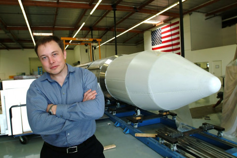 Элон Маскын SpaceX компани Улаанбаатар хотын сэргээгдэх эрчим хүчний салбар, түгжрэлийг бууруулах төслүүдэд ажиллана