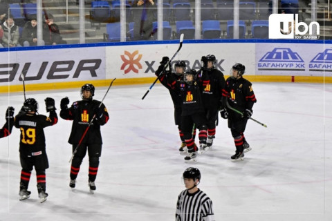 Монголын хоккейчид Узбекистаны багтай тоглоно