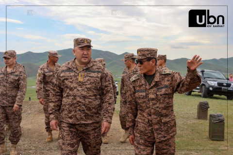 БХЯ-ны ТНБД Бригадын генерал Д.Ганхуяг “Оюутан цэрэг” сургалтын үйл ажиллагаатай танилцлаа